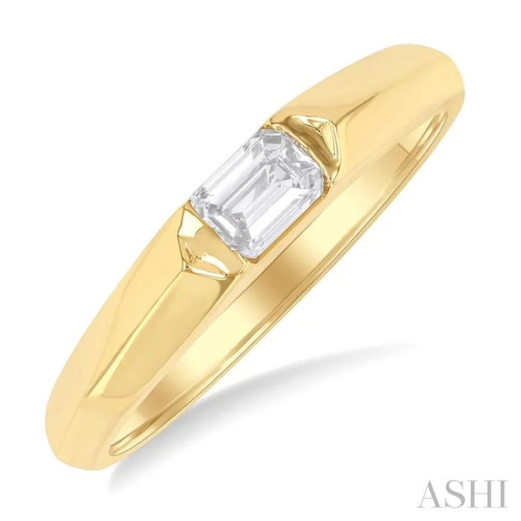 1/3 ctw East-West Set Emerald Cut Diamond Solitaire Fashion Ring in 14K Yellow Gold